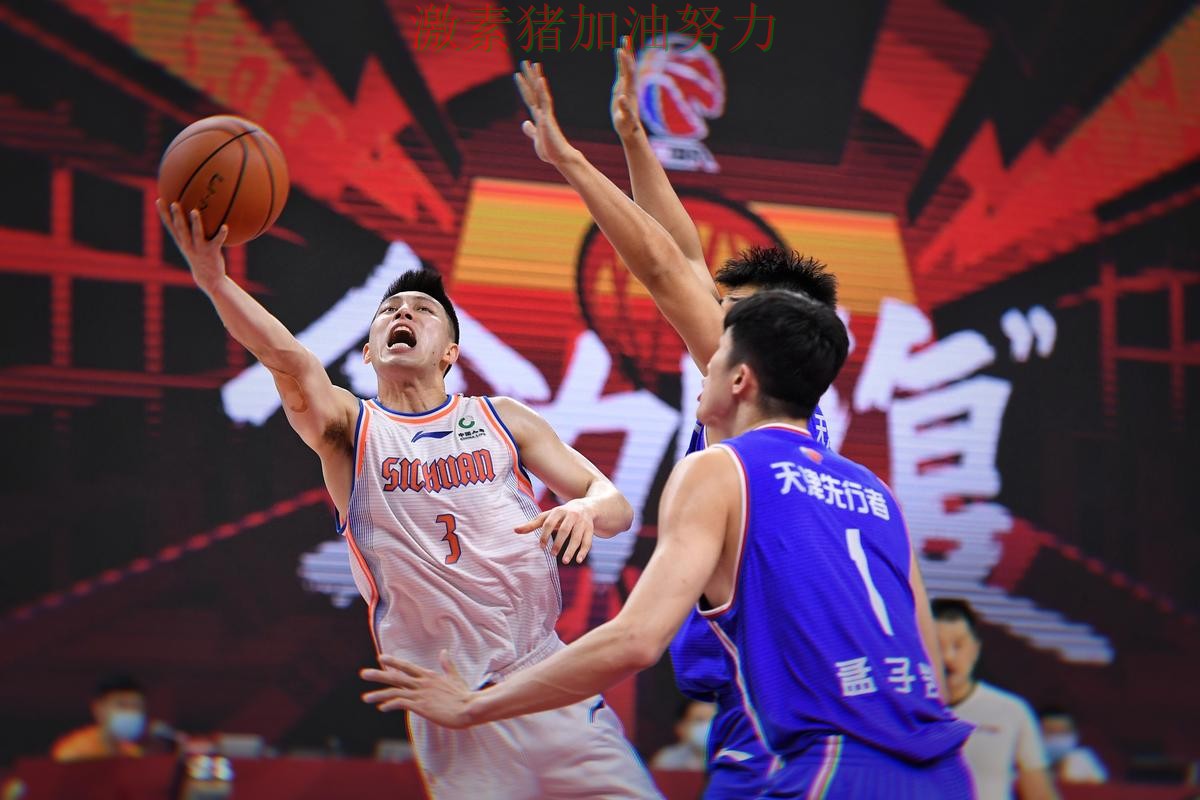 老鹰核心组合终于打出默契 老鹰核心组合终于打出默契